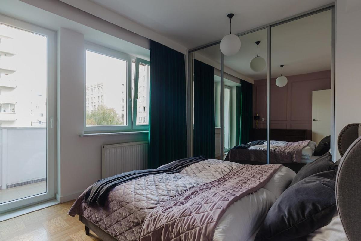 Amazing, Spacious In The Center! Apartament Warszawa