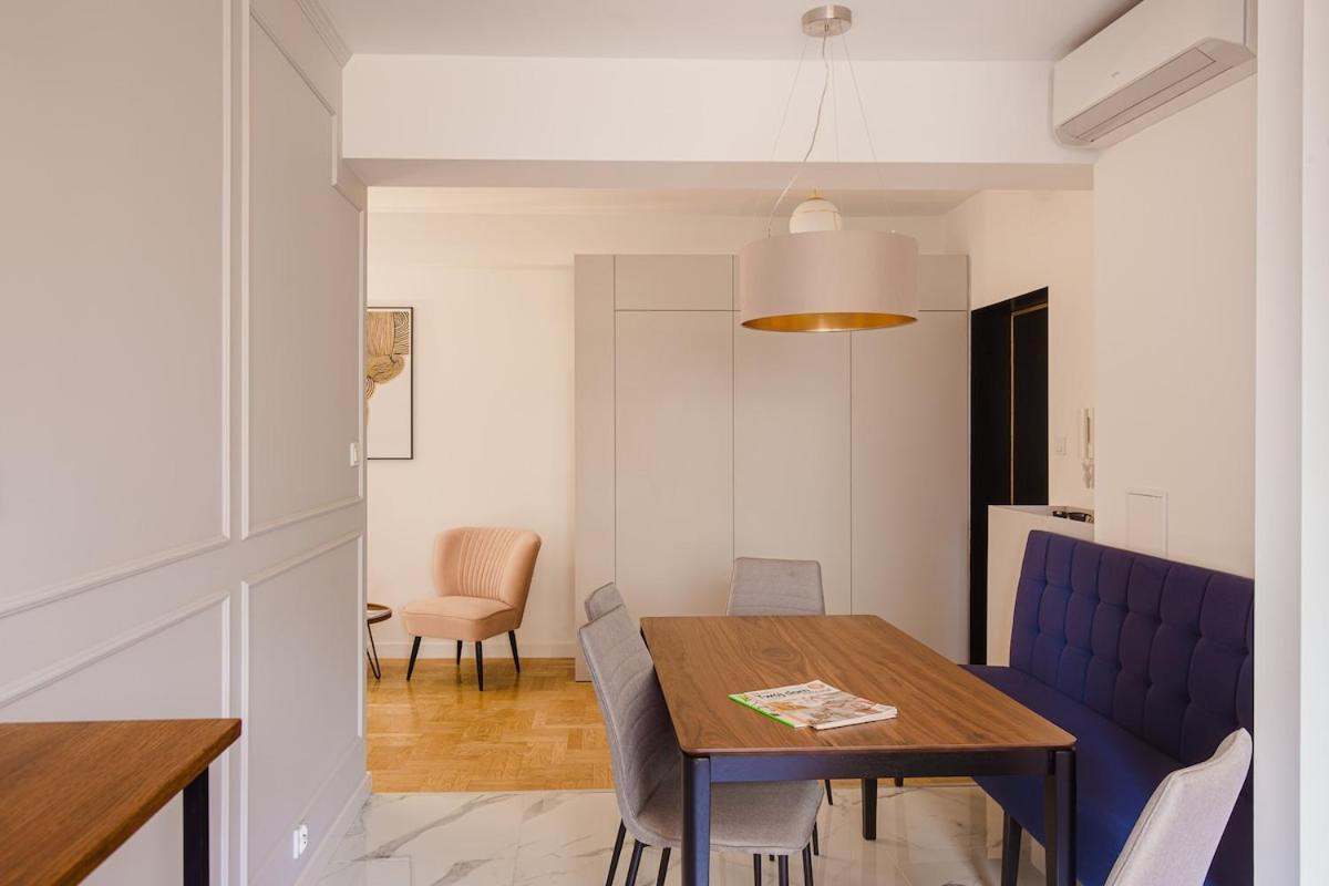 Amazing, Spacious In The Center!